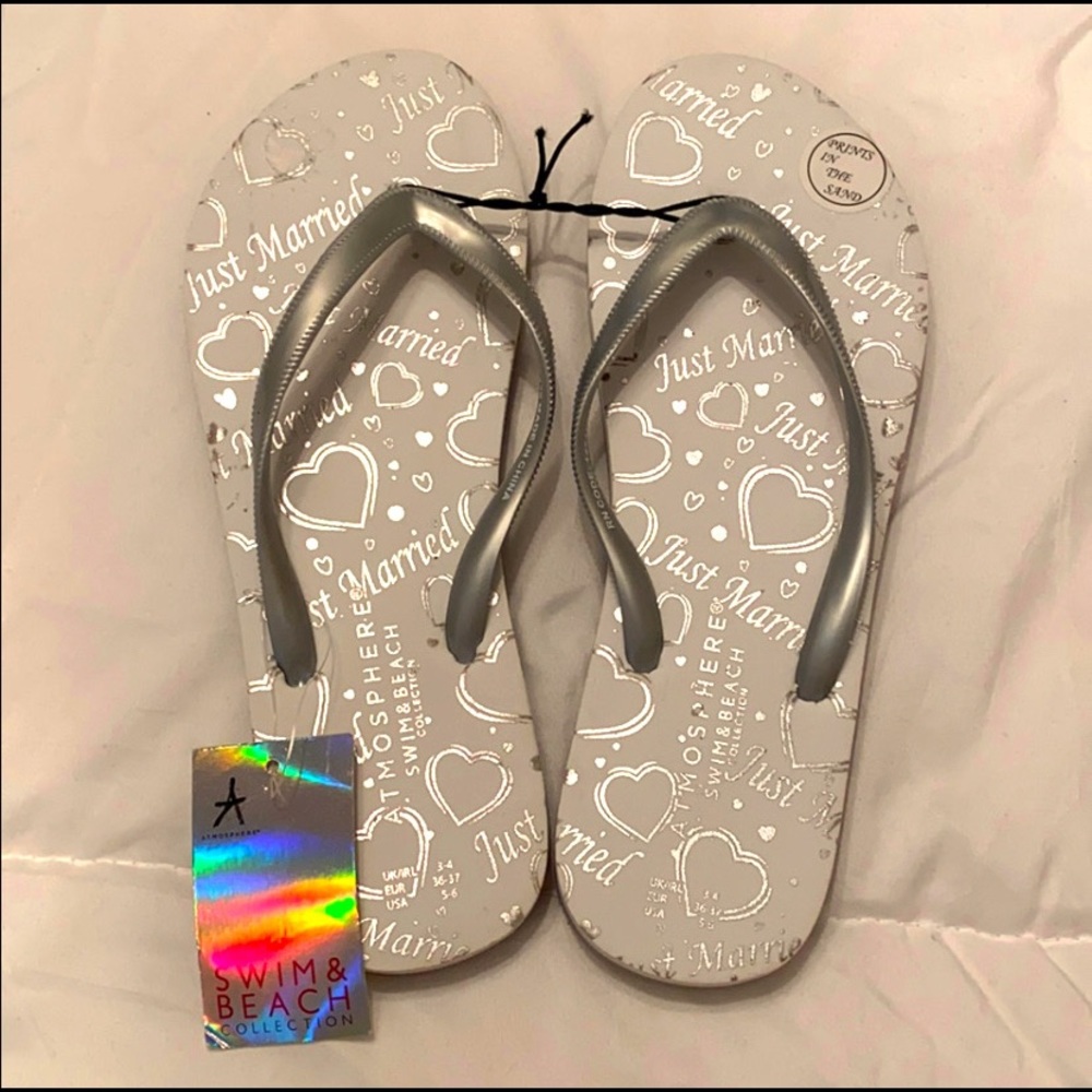 BNWT “Just Married” flip flops/thongs